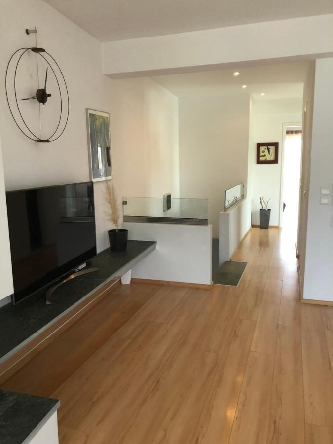 Vanessa House Luxury Apartments Скиатос Екстериор снимка