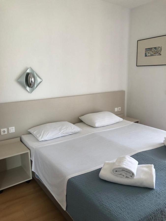 Vanessa House Luxury Apartments Скиатос Екстериор снимка