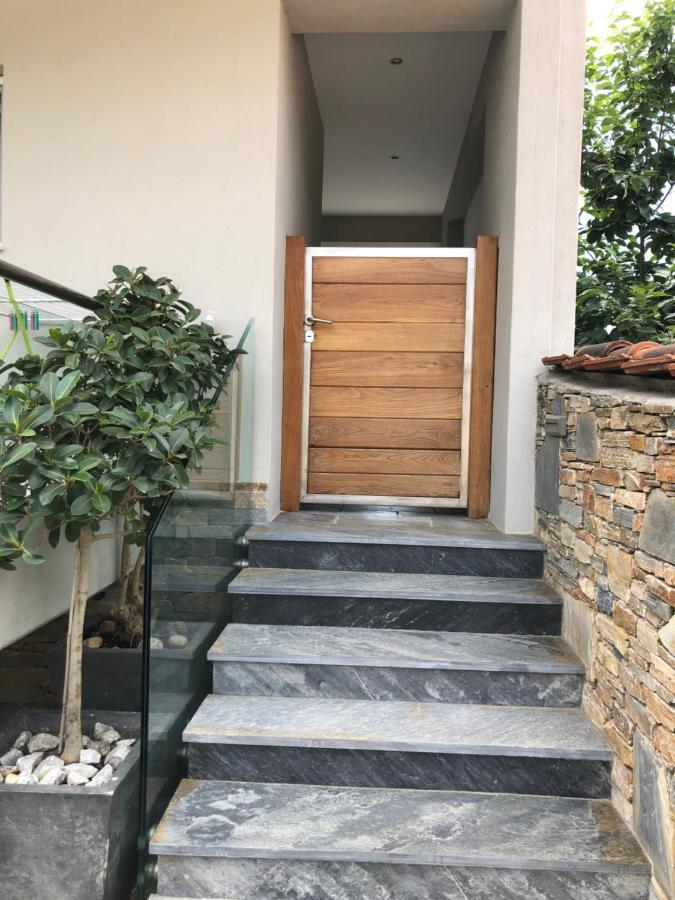 Vanessa House Luxury Apartments Скиатос Екстериор снимка