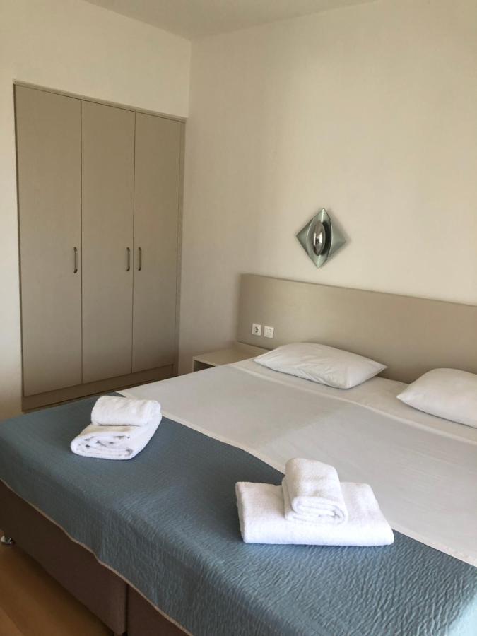 Vanessa House Luxury Apartments Скиатос Екстериор снимка