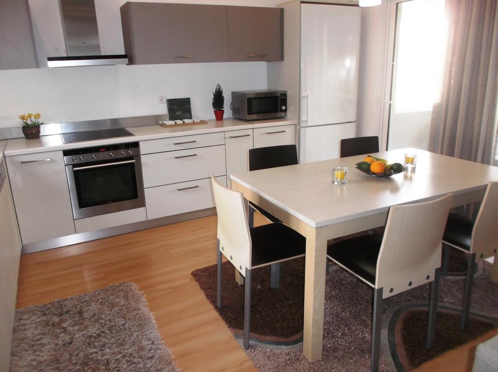 Vanessa House Luxury Apartments Скиатос Екстериор снимка
